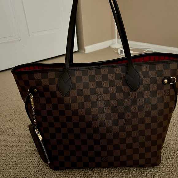Louis Vuitton Neverfull MM - Picture 3 of 9